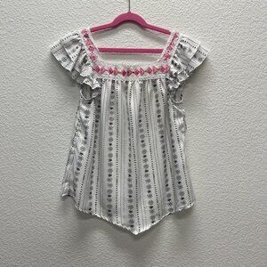 BELLE DE JOUR Girls Top Size Large - Flutter Sleeves Embroidered Top White Black